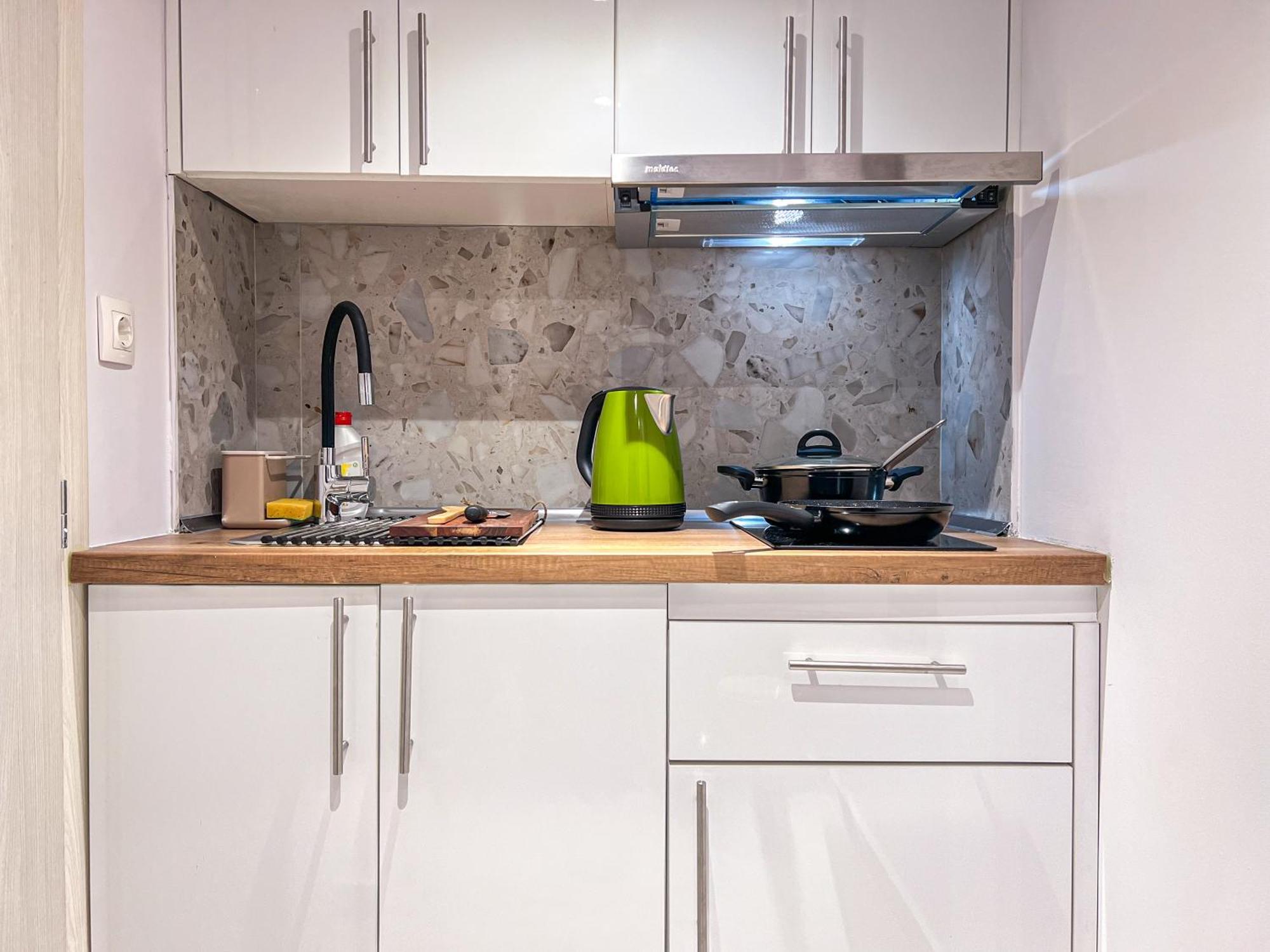 Апартаменты Ikaros Welcome Downtown Loft - Explore Center By Foot - Close To Arch Of Galerius